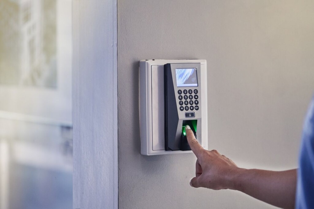 commercial locksmith Vancouver